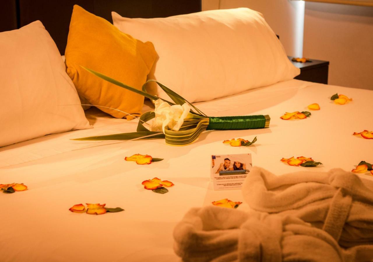 Tryp By Wyndham Bogota Usaquen Exterior photo