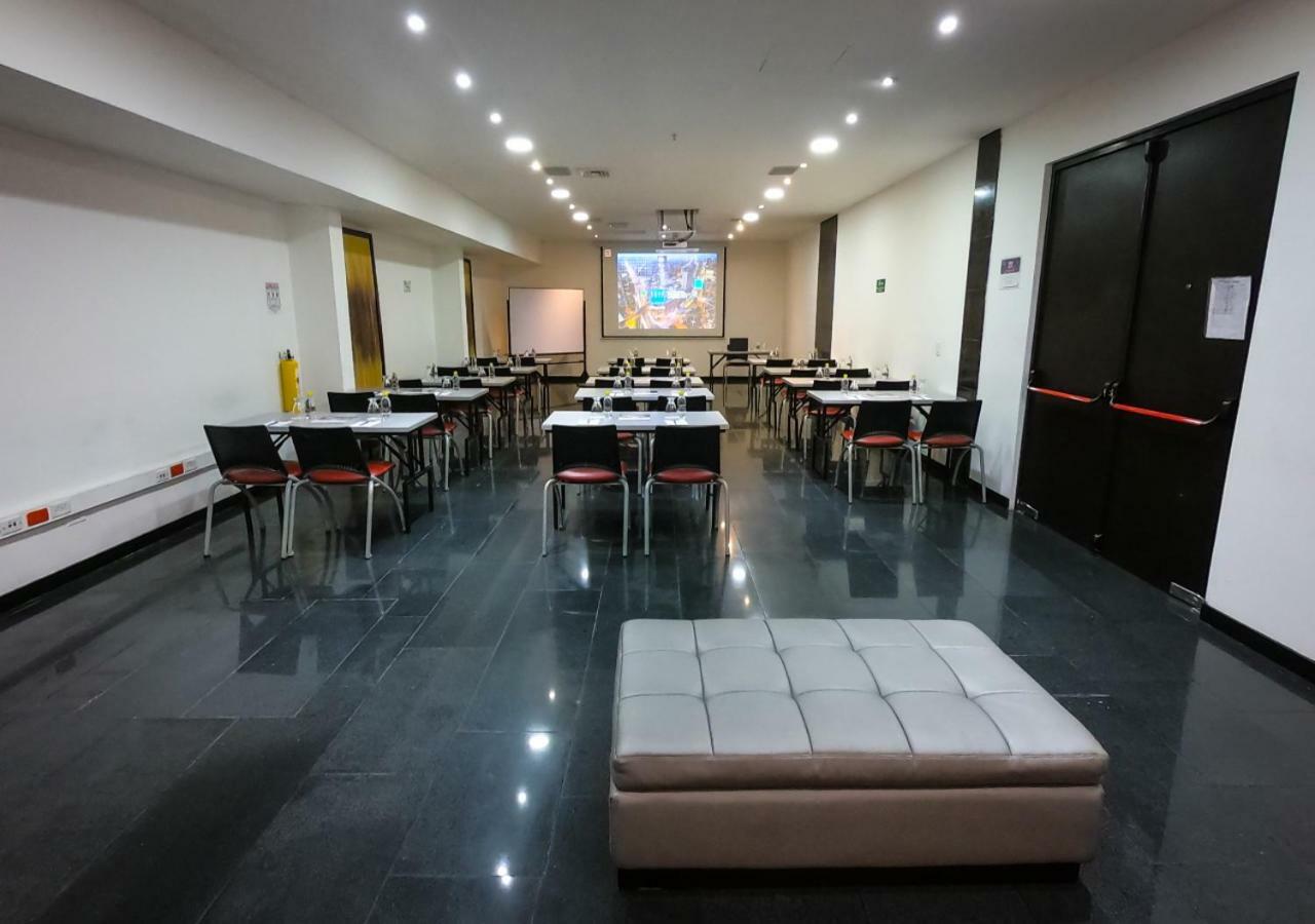 Tryp By Wyndham Bogota Usaquen Exterior photo