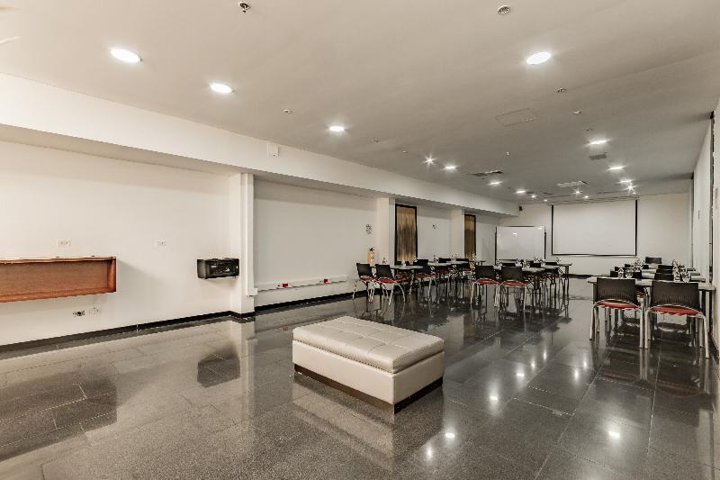 Tryp By Wyndham Bogota Usaquen Exterior photo